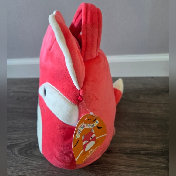 Squishmallows FIFI Treat Pail NWT - Picture 2 of 4